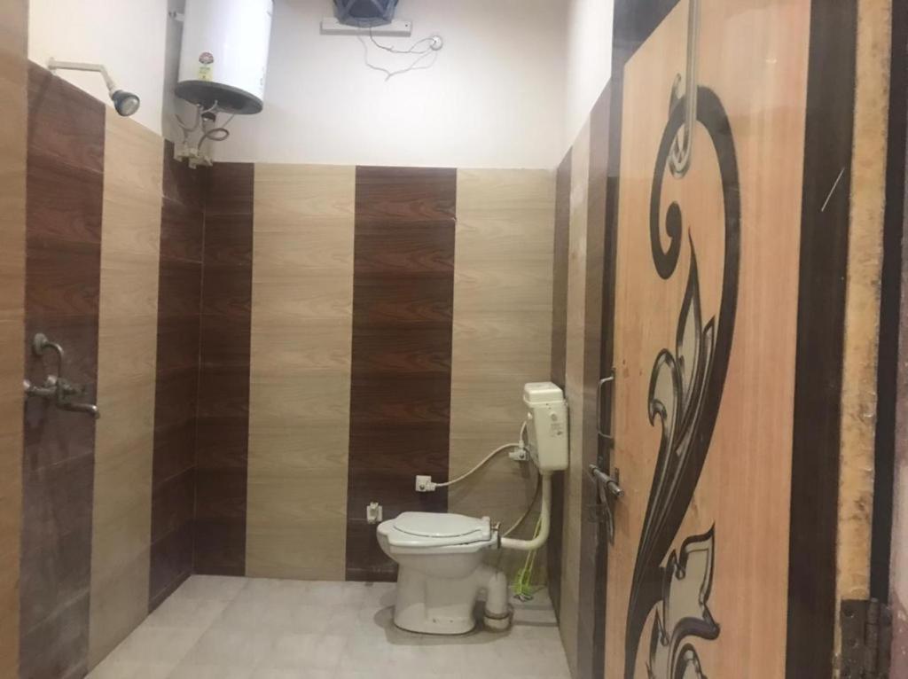 Radhikaa Residencyy Guest house
